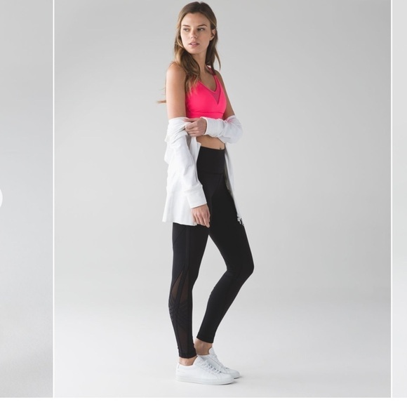 Lululemon Black Minimalist Tight Luxtreme - Picture 2 of 9